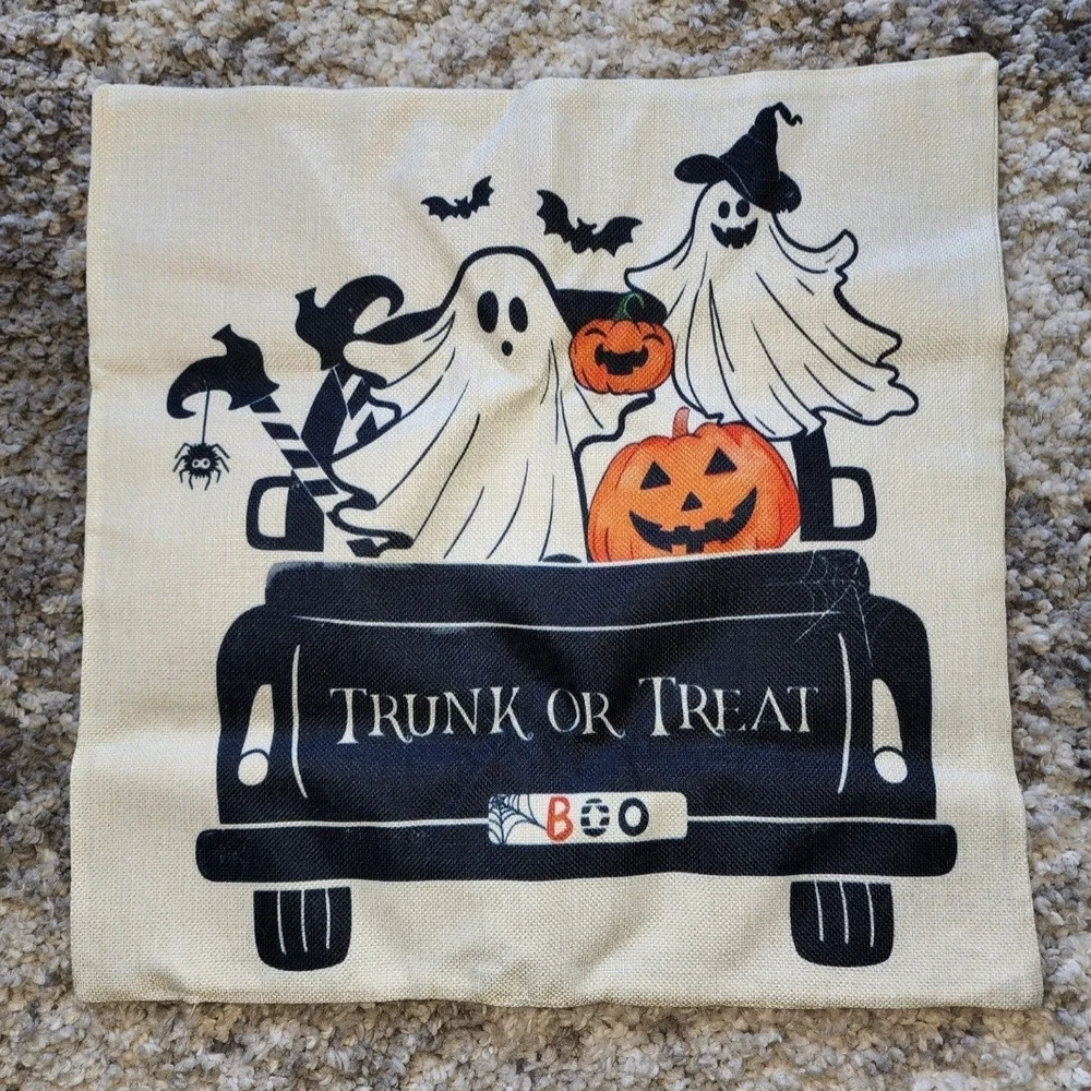 Halloween Pumpkin & Ghost Accent Pillow Set - 